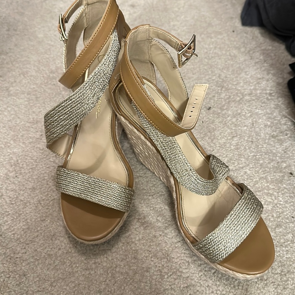 Jessica Simpson Size 9 Sparkly Wedges